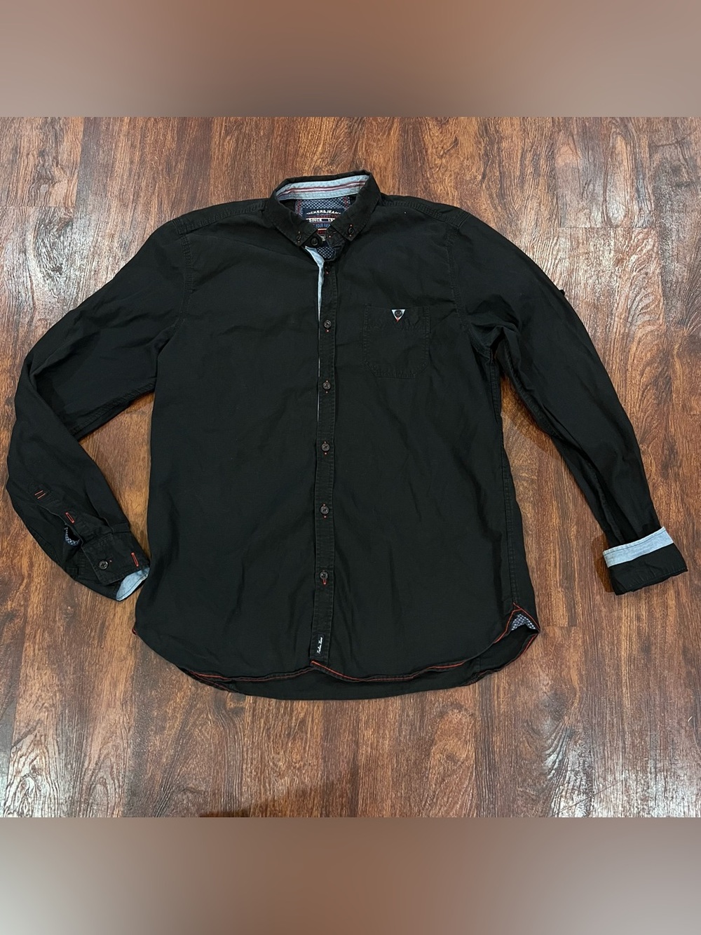 Men's Black Long-Sleeve Casual Button-Down Shirt